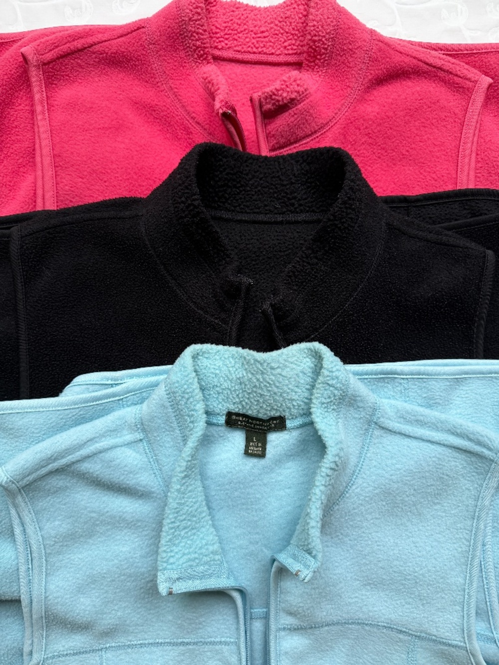 Women’s Great Northwest Lightweight Fleece Vests Sz L Pink, Black, Blue Bundle